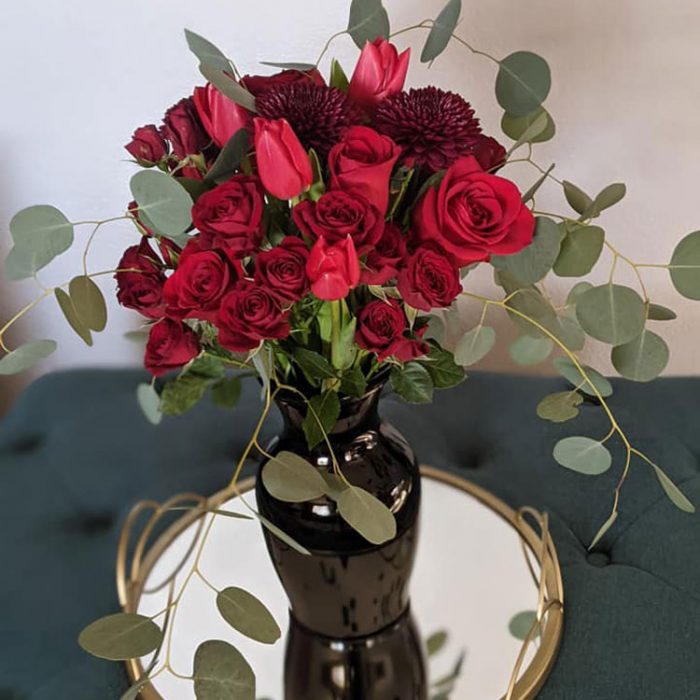 mini rose floral arrangement